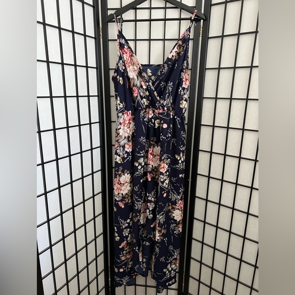 SHEIN Dresses & Skirts - SHEIN Plus Floral Wrap Cami Dress